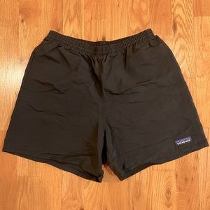 Patagonia Mens Baggies (size S) 5”